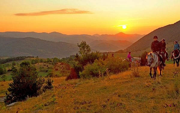 Pyrenees Summit Climb Trail